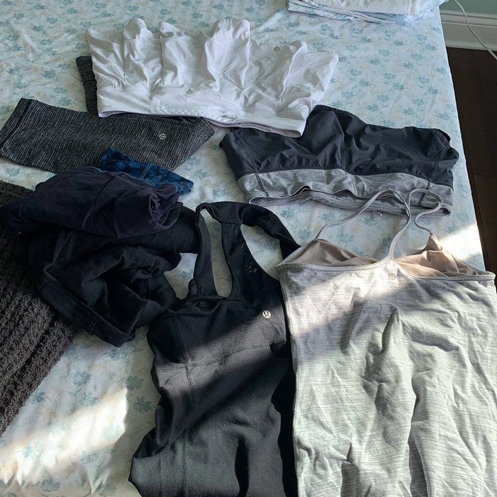 Lu Lu lemon workout bundle take all for $100